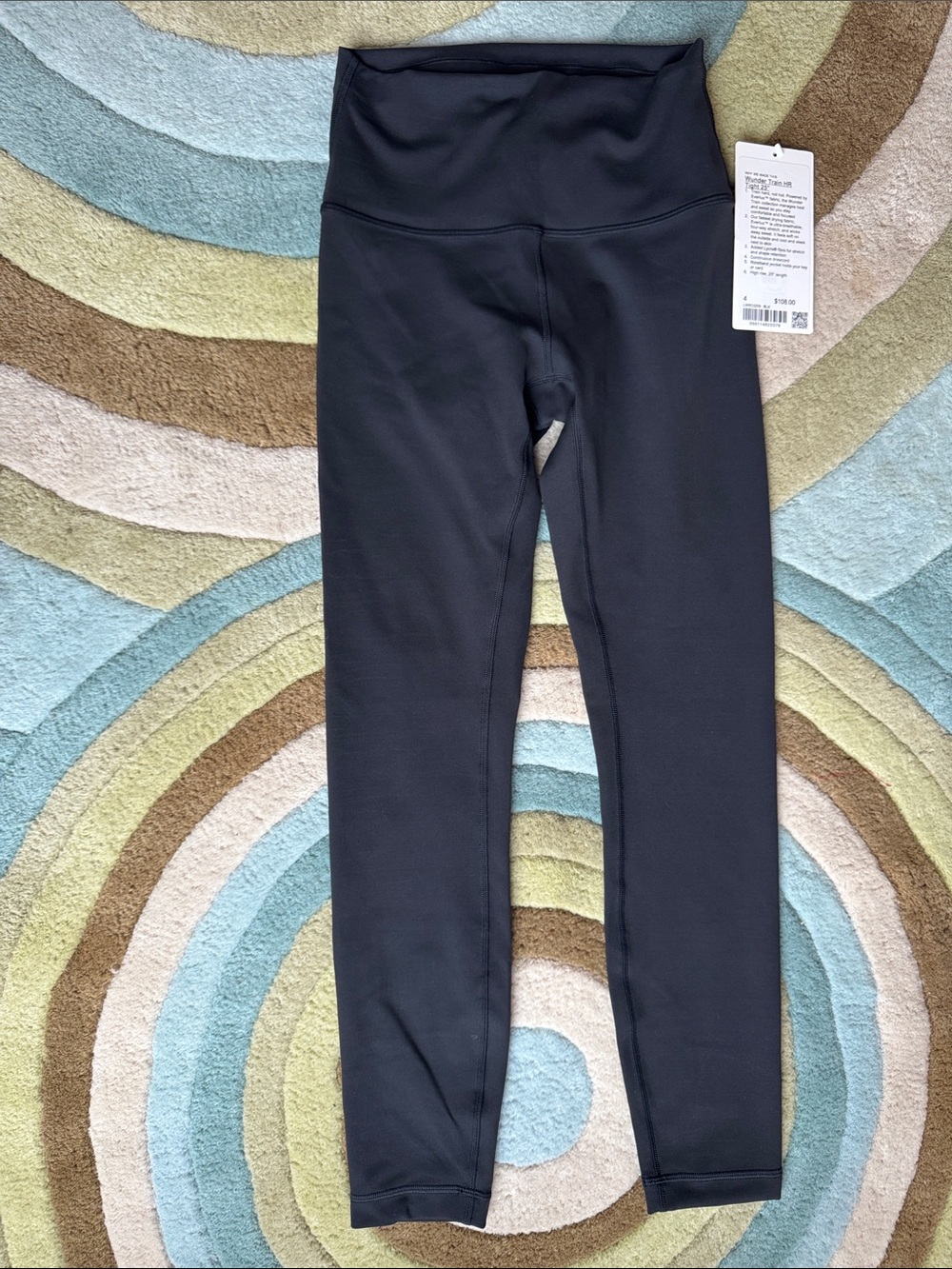 Lululemon Wunder Train 25 - NWT (sz 4)